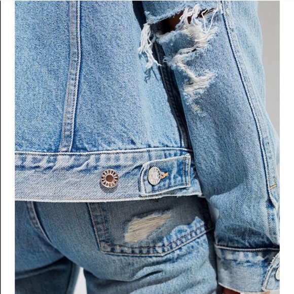 SOLD!! AGOLDE💙Preston Unisex Jean Jacket - Picture 3 of 5